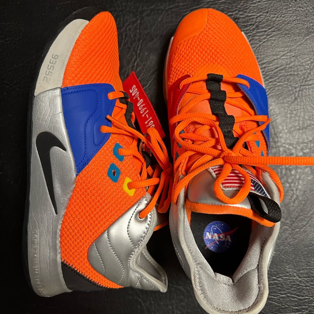 Nike PG 3 NASA